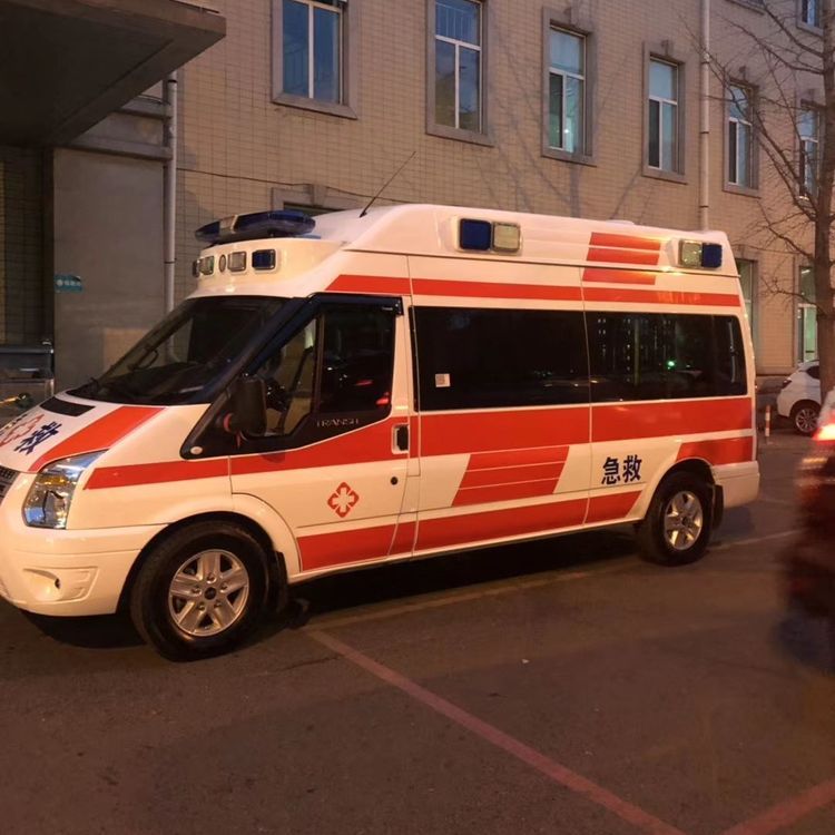 平定夜间租赁救护车护送病人转院：安全转运的 8 大核心注意事项